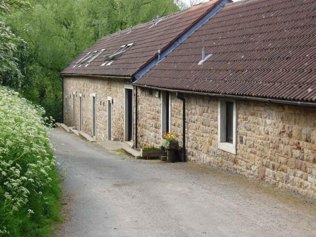 Long Byres Holiday Cottages 브램프톤 외부 사진