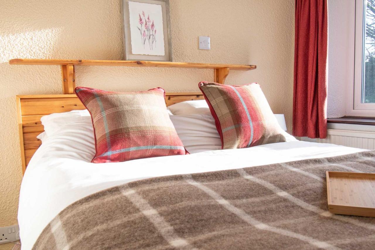 Long Byres Holiday Cottages 브램프톤 외부 사진