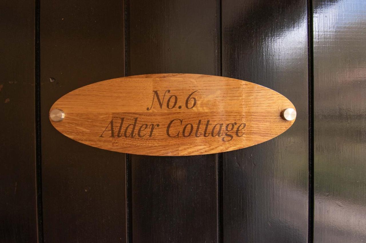 Long Byres Holiday Cottages 브램프톤 외부 사진