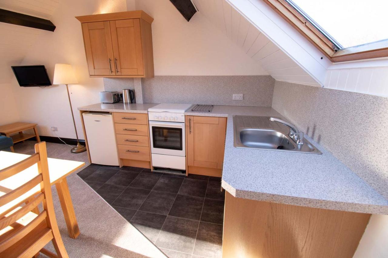 Long Byres Holiday Cottages 브램프톤 외부 사진