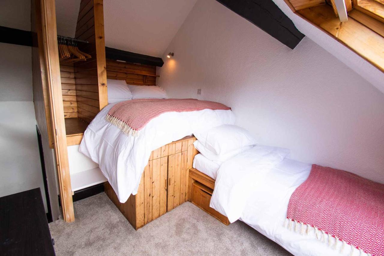 Long Byres Holiday Cottages 브램프톤 외부 사진
