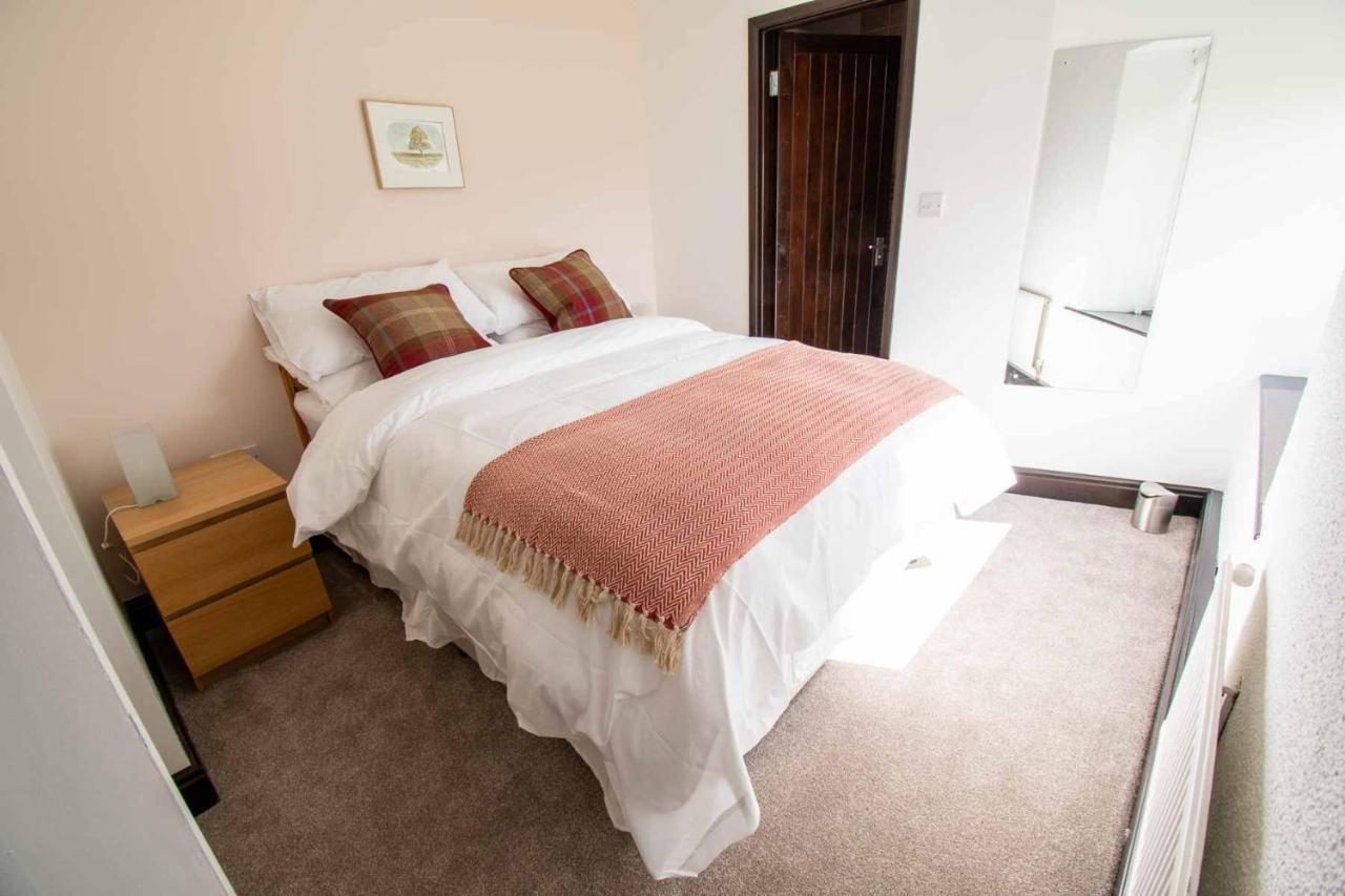 Long Byres Holiday Cottages 브램프톤 외부 사진