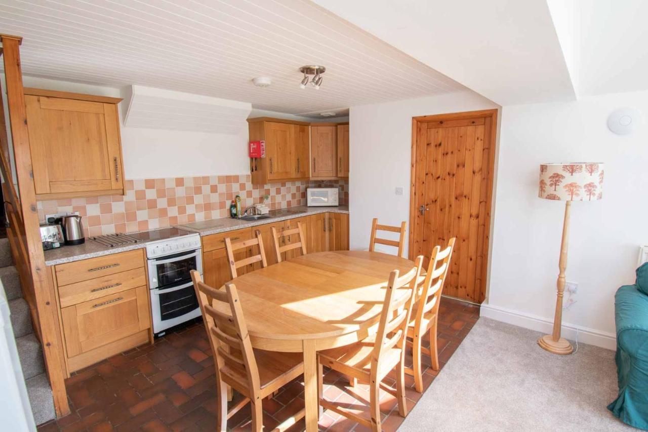Long Byres Holiday Cottages 브램프톤 외부 사진