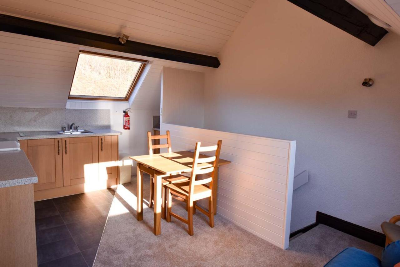 Long Byres Holiday Cottages 브램프톤 외부 사진