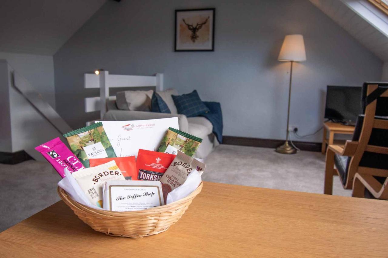 Long Byres Holiday Cottages 브램프톤 외부 사진