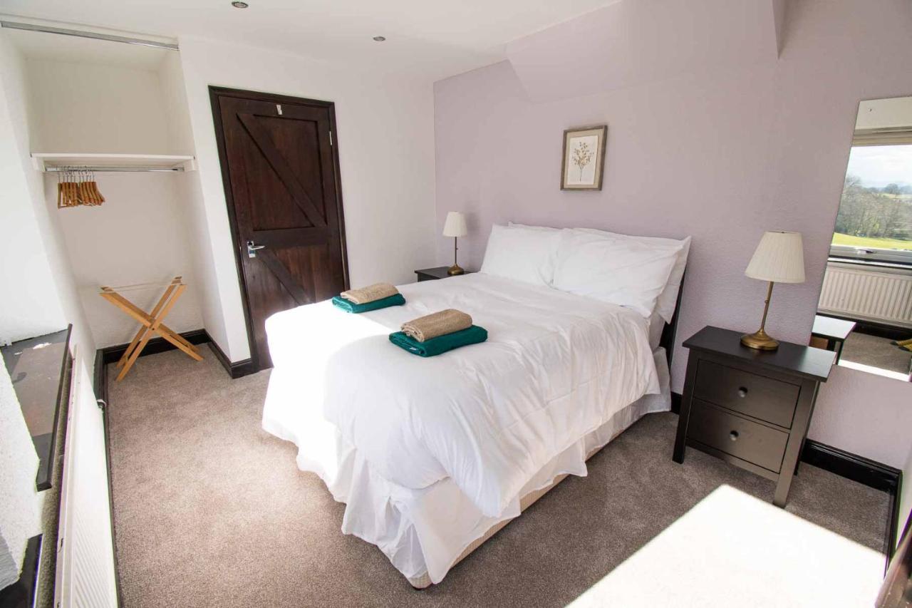 Long Byres Holiday Cottages 브램프톤 외부 사진
