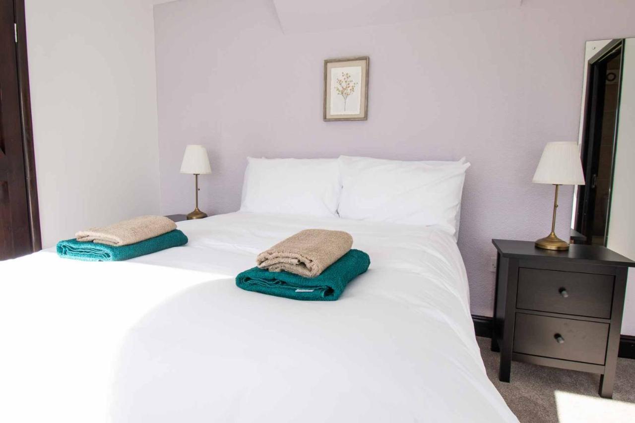 Long Byres Holiday Cottages 브램프톤 외부 사진